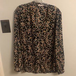Woman's Blouse in navy pattern